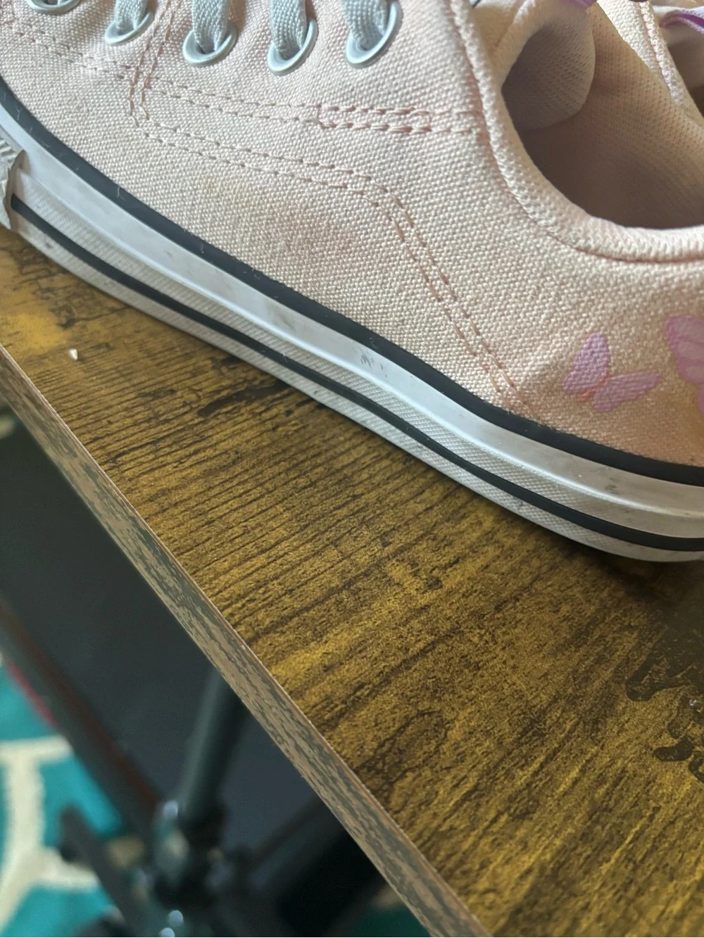 Converse Low Top Sneakers - Pale Pink and White
